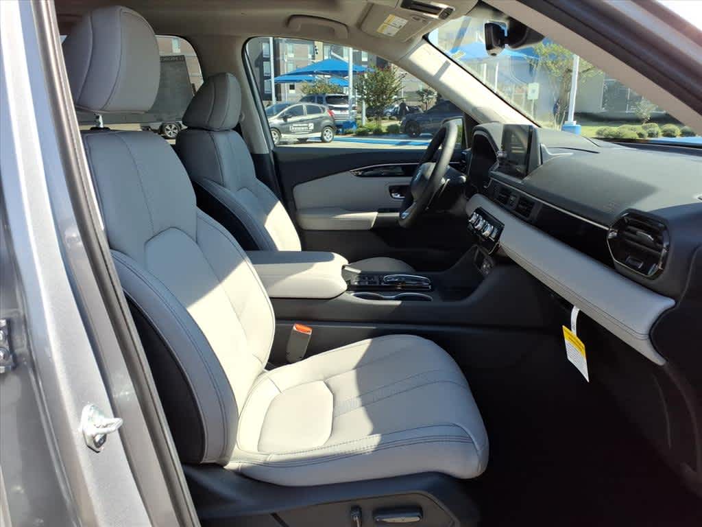 Thumbnail: 2025 Honda Pilot - 14