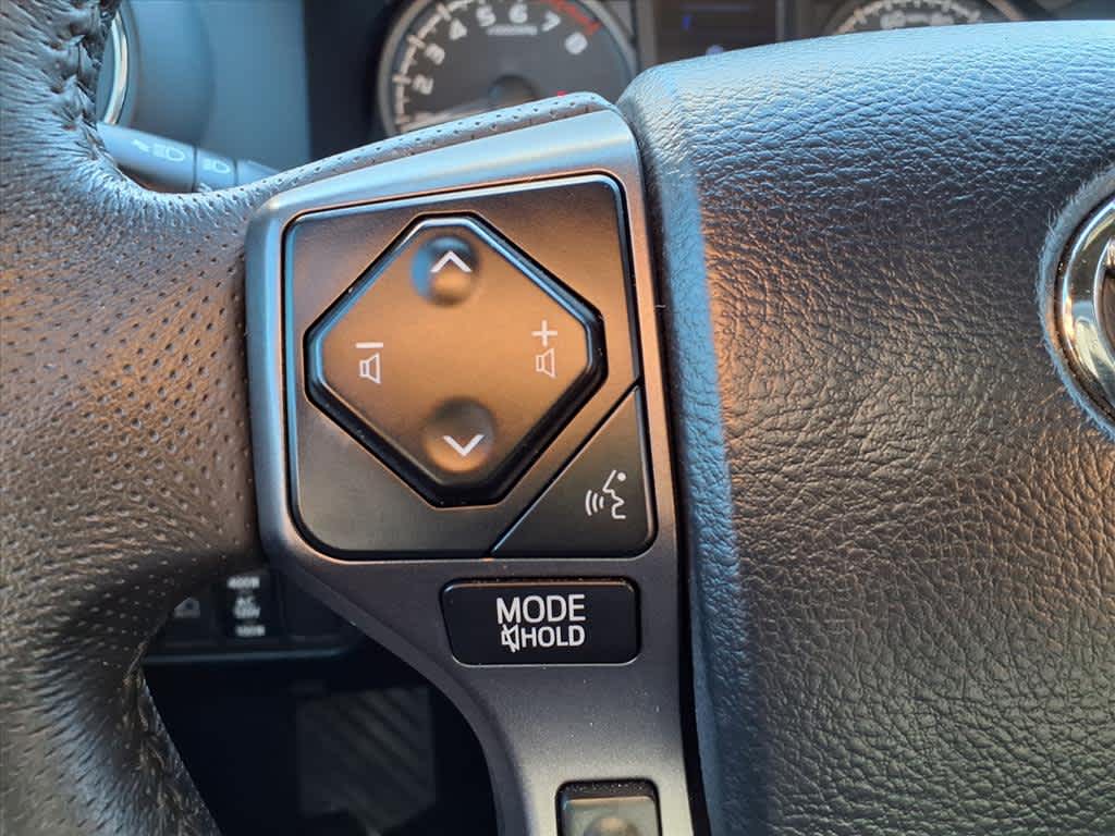 Thumbnail: 2020 Toyota Tacoma - 24