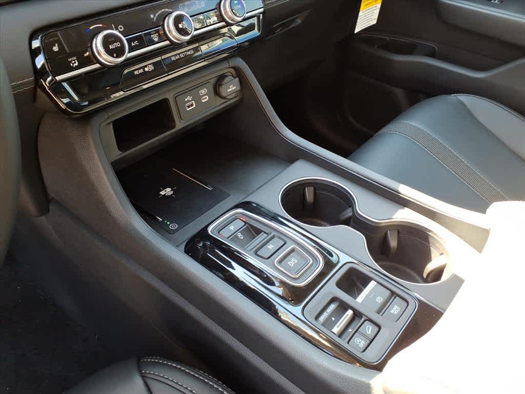 Thumbnail: 2025 Honda Pilot - 17