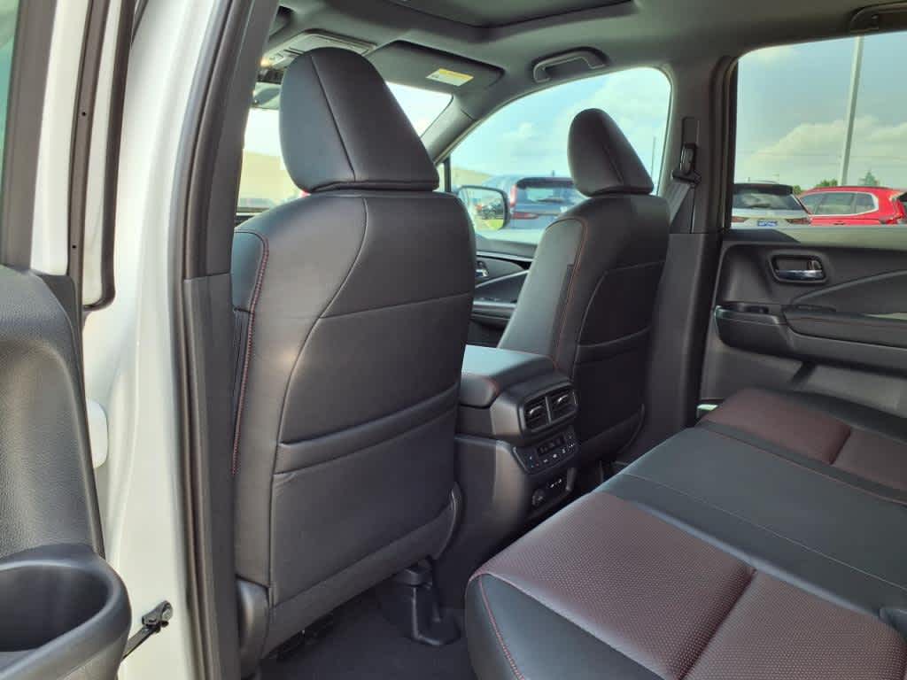 Thumbnail: 2025 Honda Ridgeline - 12