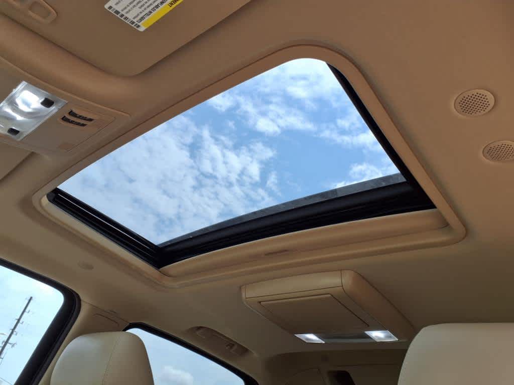 Thumbnail: 2013 Cadillac Escalade - 22