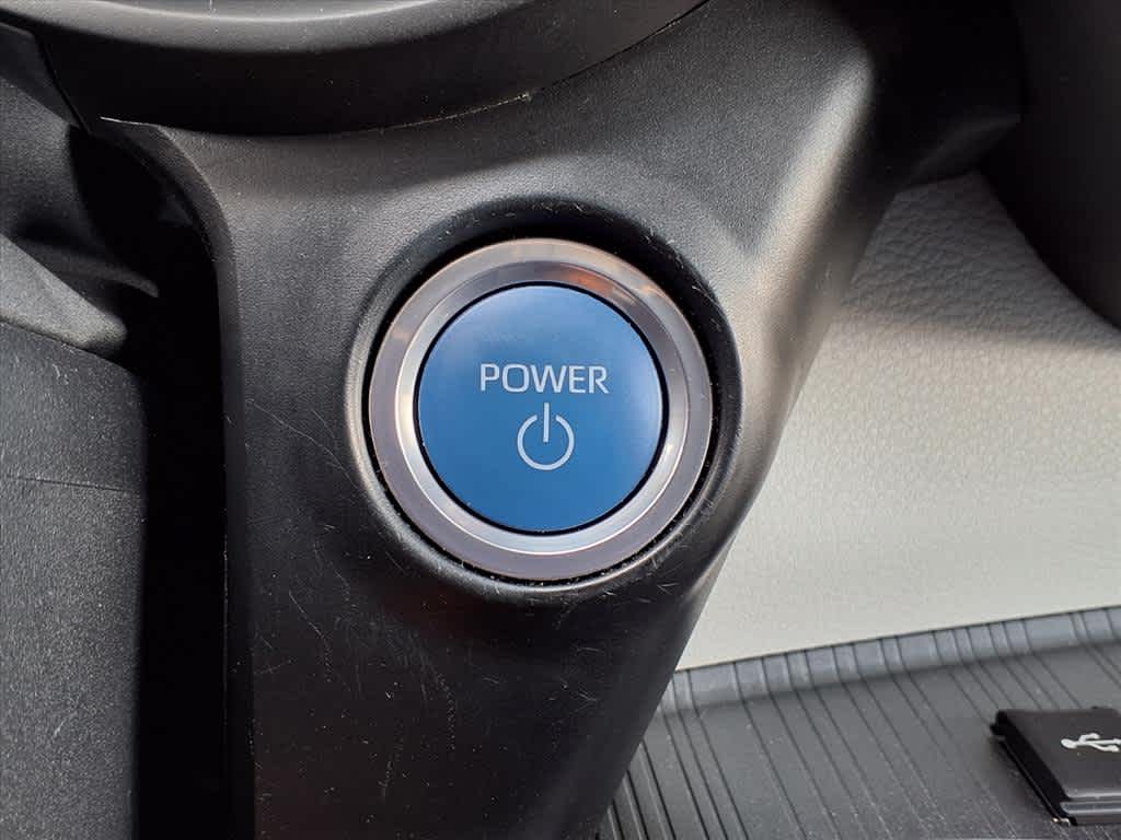 Thumbnail: 2021 Toyota Sienna - 25