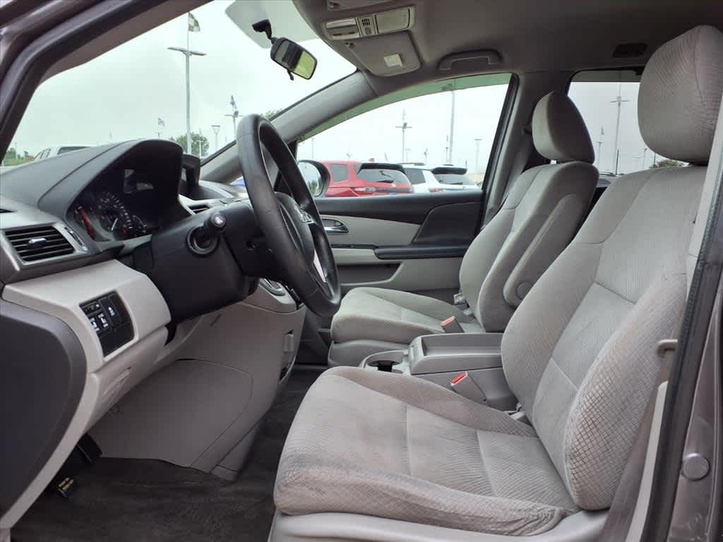 Thumbnail: 2015 Honda Odyssey - 12