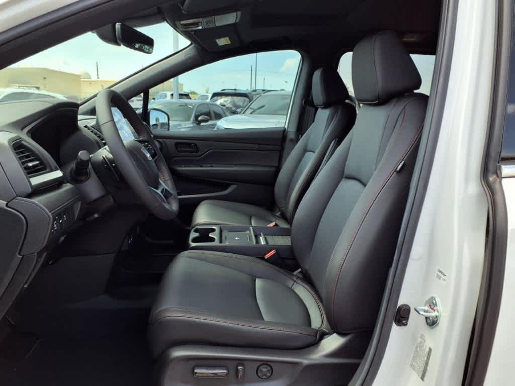 Thumbnail: 2025 Honda Odyssey - 11