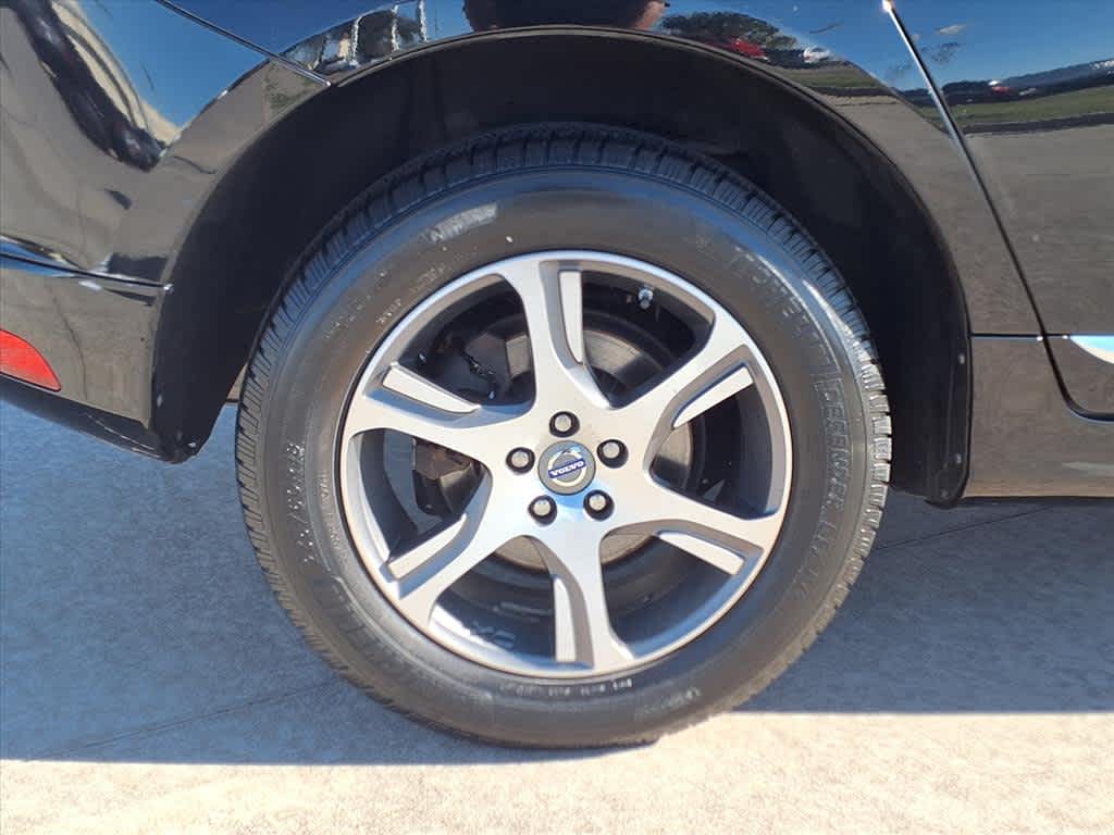 Thumbnail: 2015 Volvo XC60 - 8