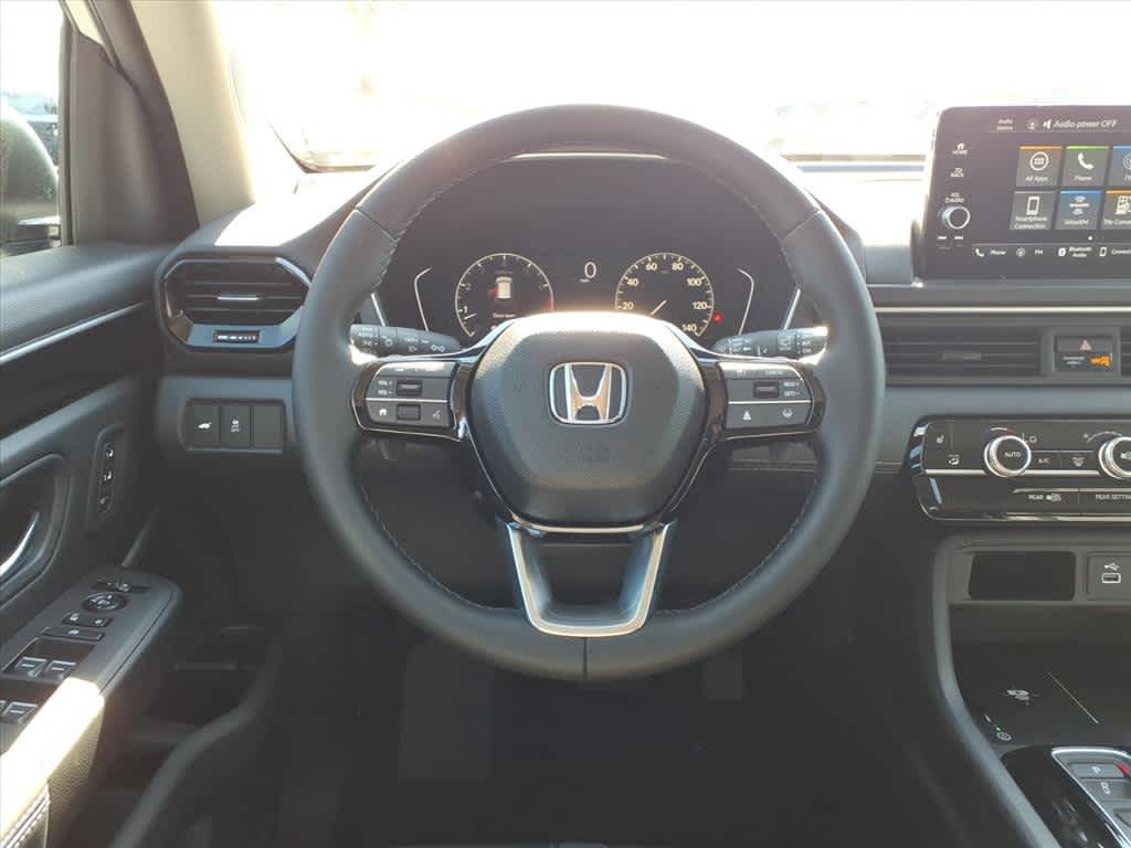 Thumbnail: 2025 Honda Pilot - 15