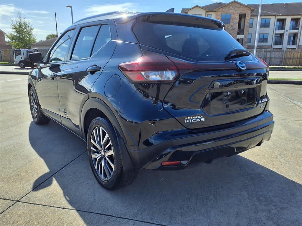 Thumbnail: 2021 Nissan Kicks - 4