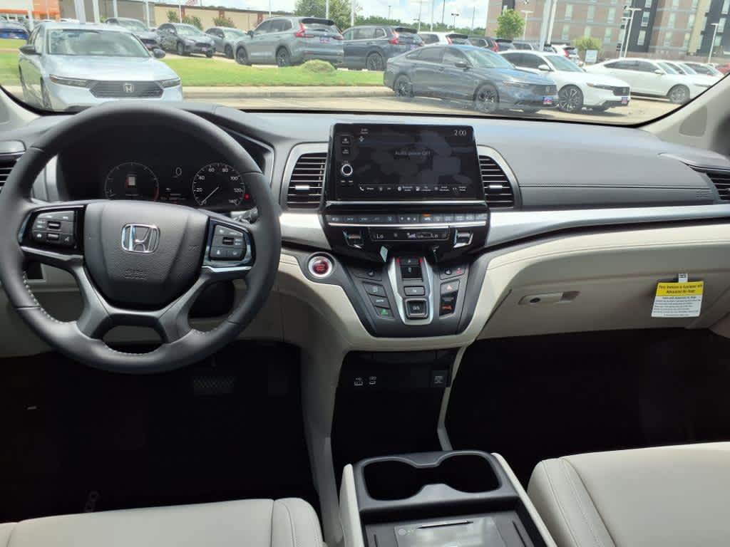Thumbnail: 2025 Honda Odyssey - 10
