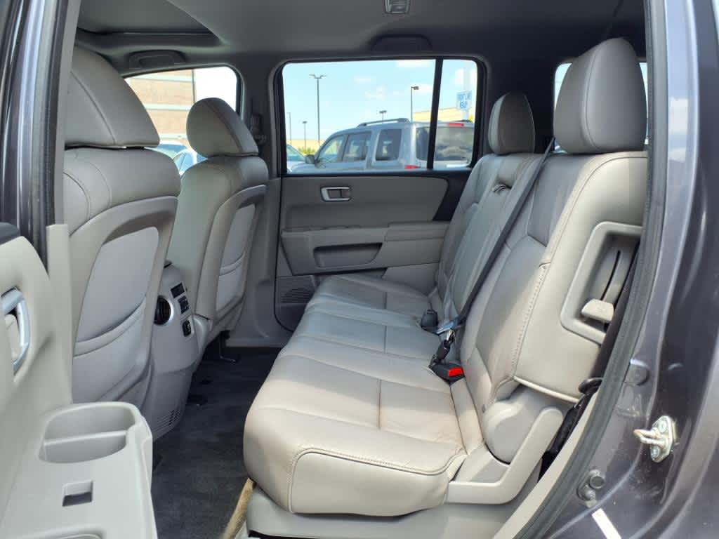 Thumbnail: 2015 Honda Pilot - 13