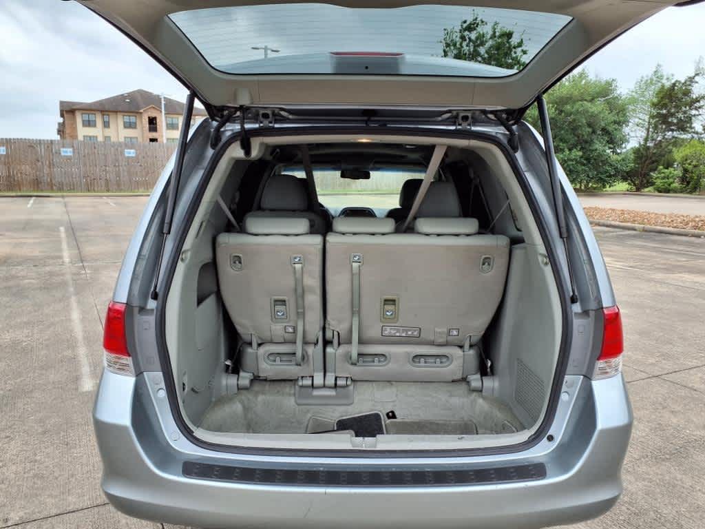 Thumbnail: 2010 Honda Odyssey - 19