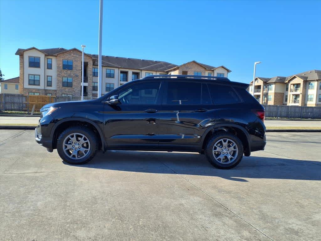 Thumbnail: 2024 Honda Passport - 3