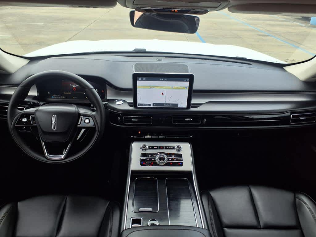 Thumbnail: 2024 Lincoln Aviator - 10