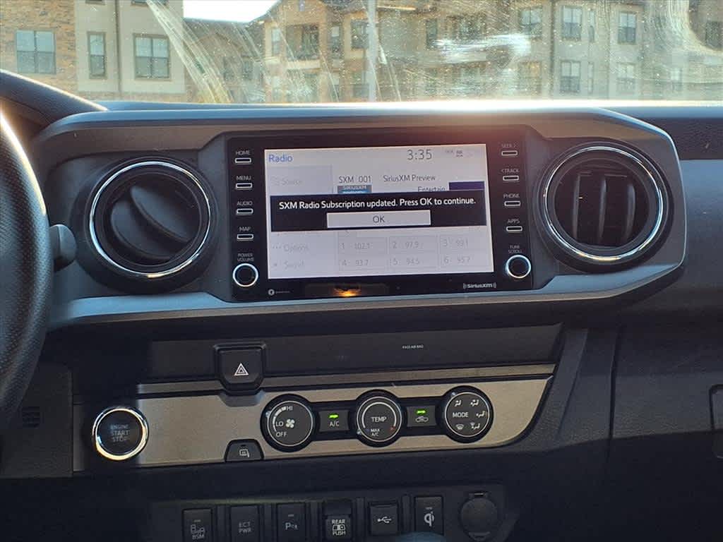 Thumbnail: 2020 Toyota Tacoma - 15