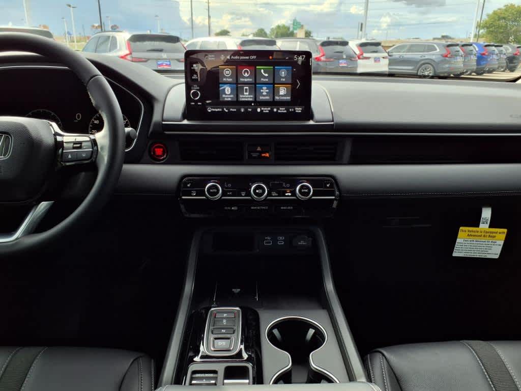 Thumbnail: 2025 Honda Pilot - 16