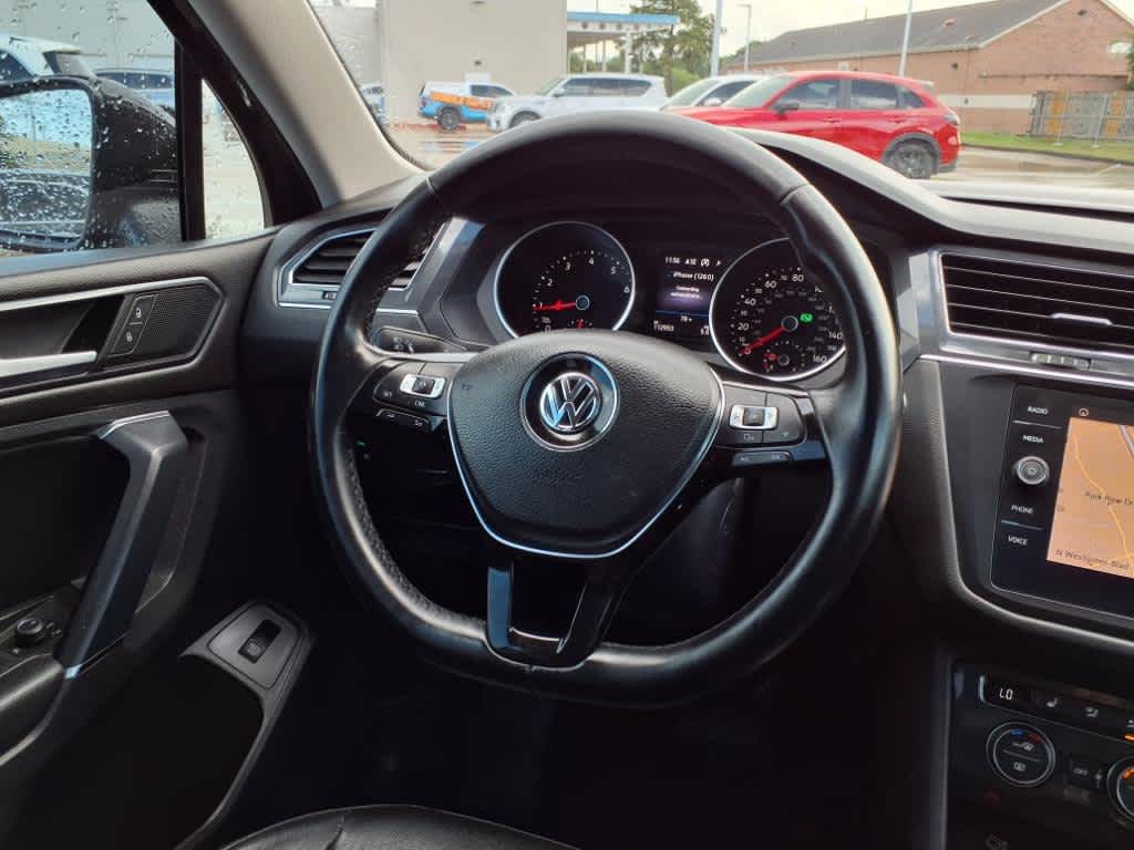 Thumbnail: 2018 Volkswagen Tiguan - 15