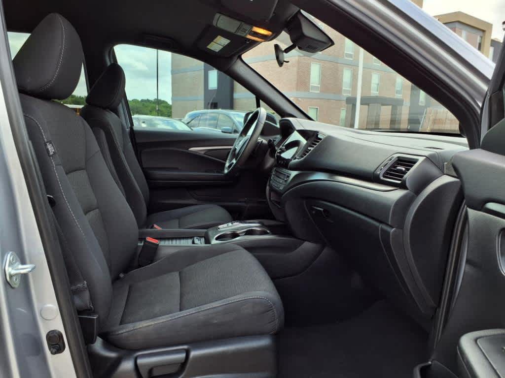 Thumbnail: 2021 Honda Passport - 14