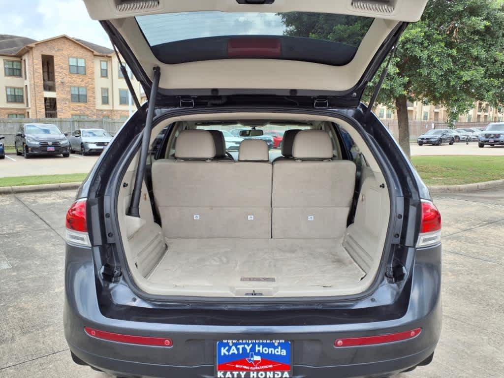 Thumbnail: 2013 Lincoln MKX - 19