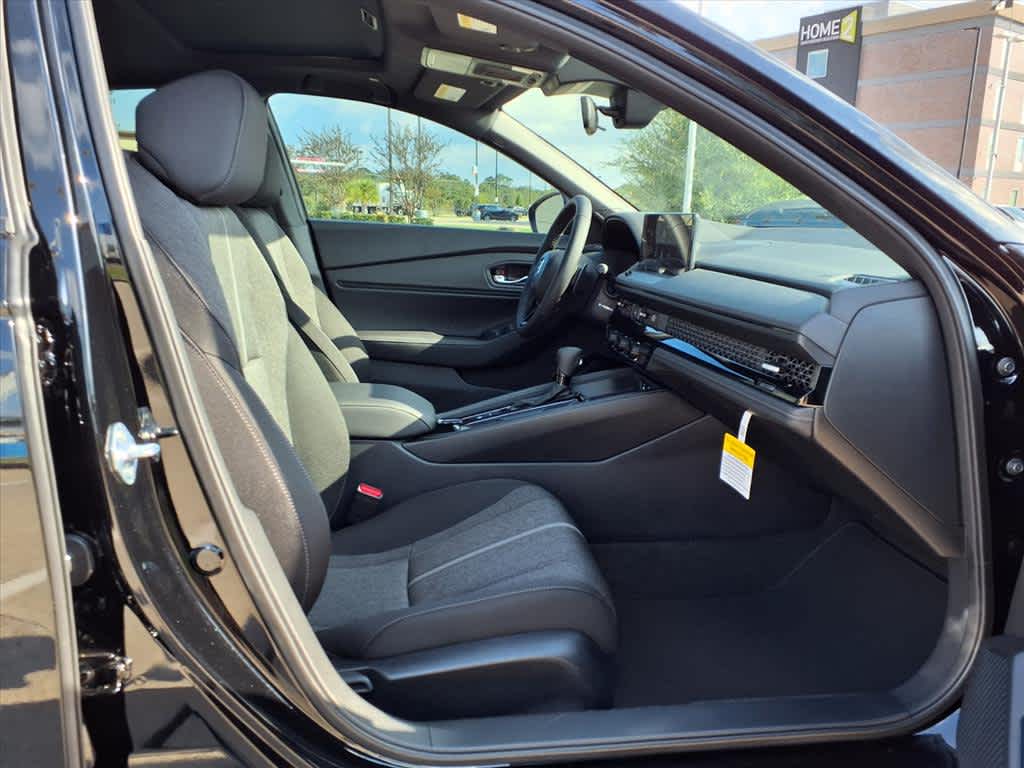 Thumbnail: 2025 Honda Accord - 15