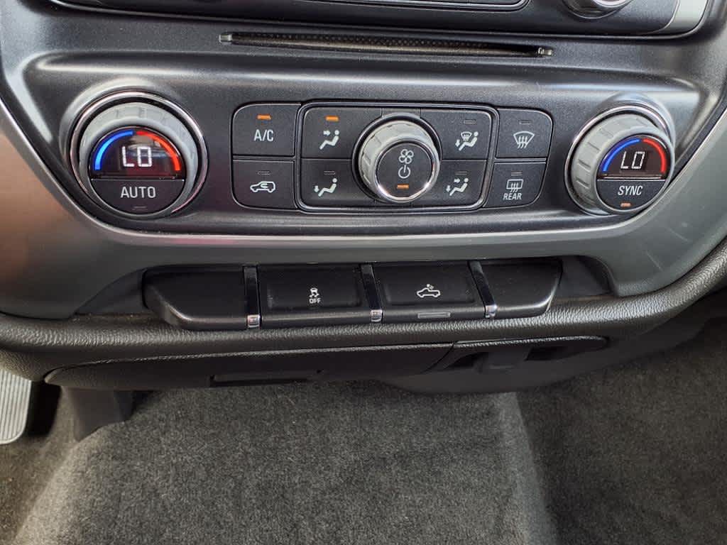 Thumbnail: 2014 Chevrolet Silverado 1500 - 23