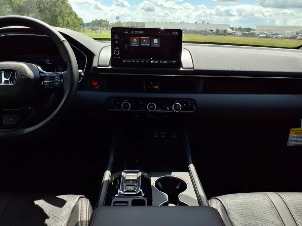 Thumbnail: 2025 Honda Pilot - 16