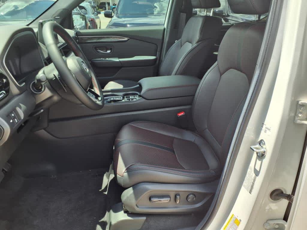 Thumbnail: 2025 Honda Pilot - 10