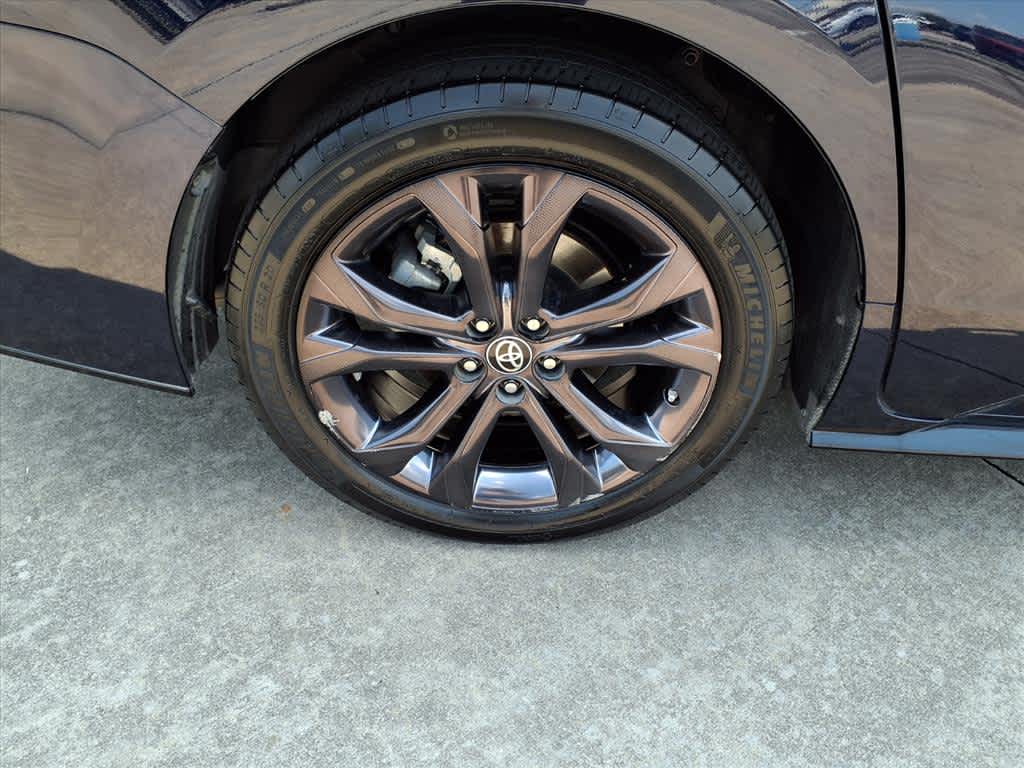 Thumbnail: 2021 Toyota Sienna - 8