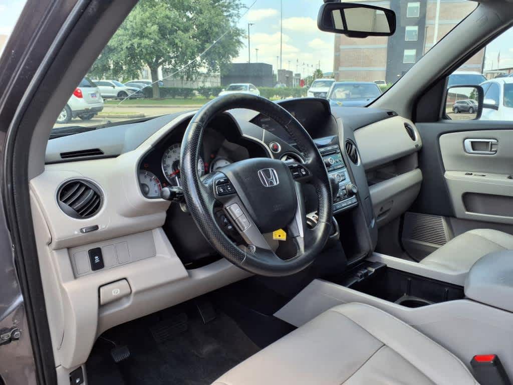 Thumbnail: 2015 Honda Pilot - 2