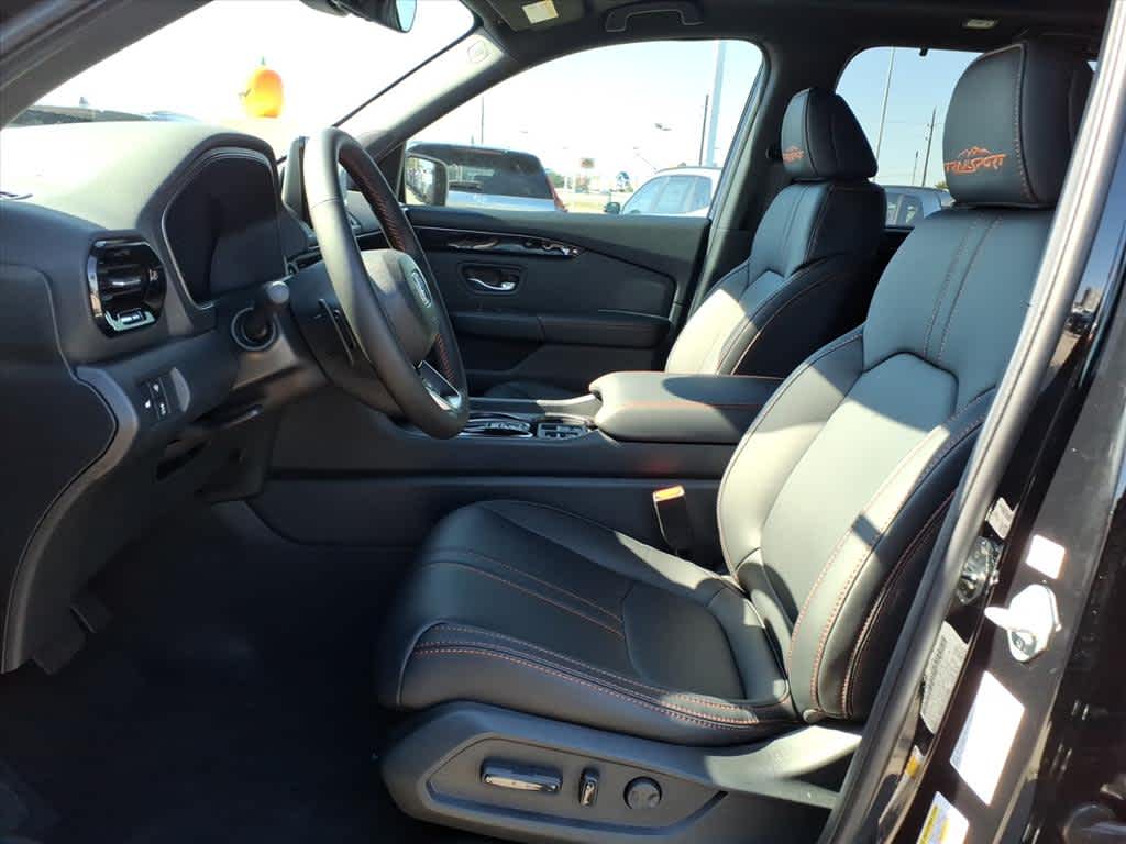 Thumbnail: 2025 Honda Pilot - 11