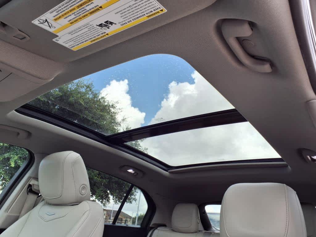 Thumbnail: 2021 Cadillac XT4 - 22