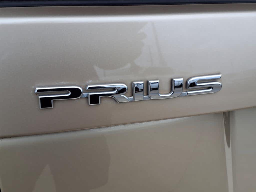 Thumbnail: 2011 Toyota Prius - 7