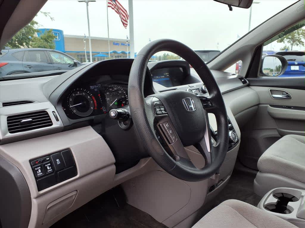 Thumbnail: 2015 Honda Odyssey - 2