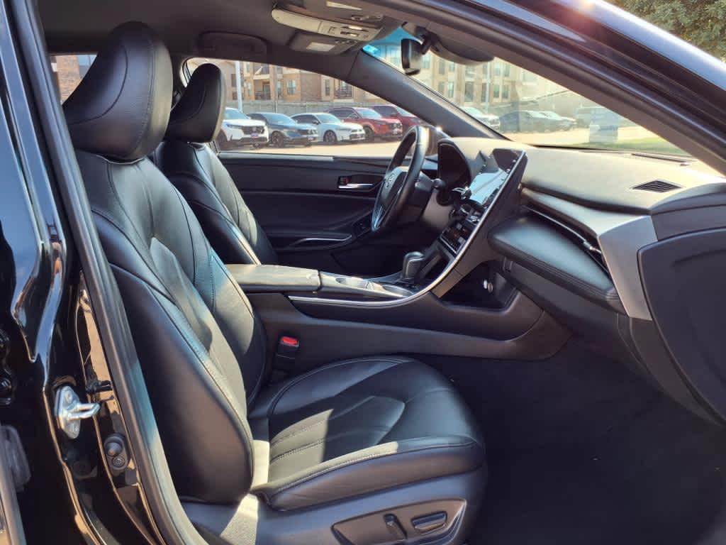 2020 Toyota Avalon XLE 14