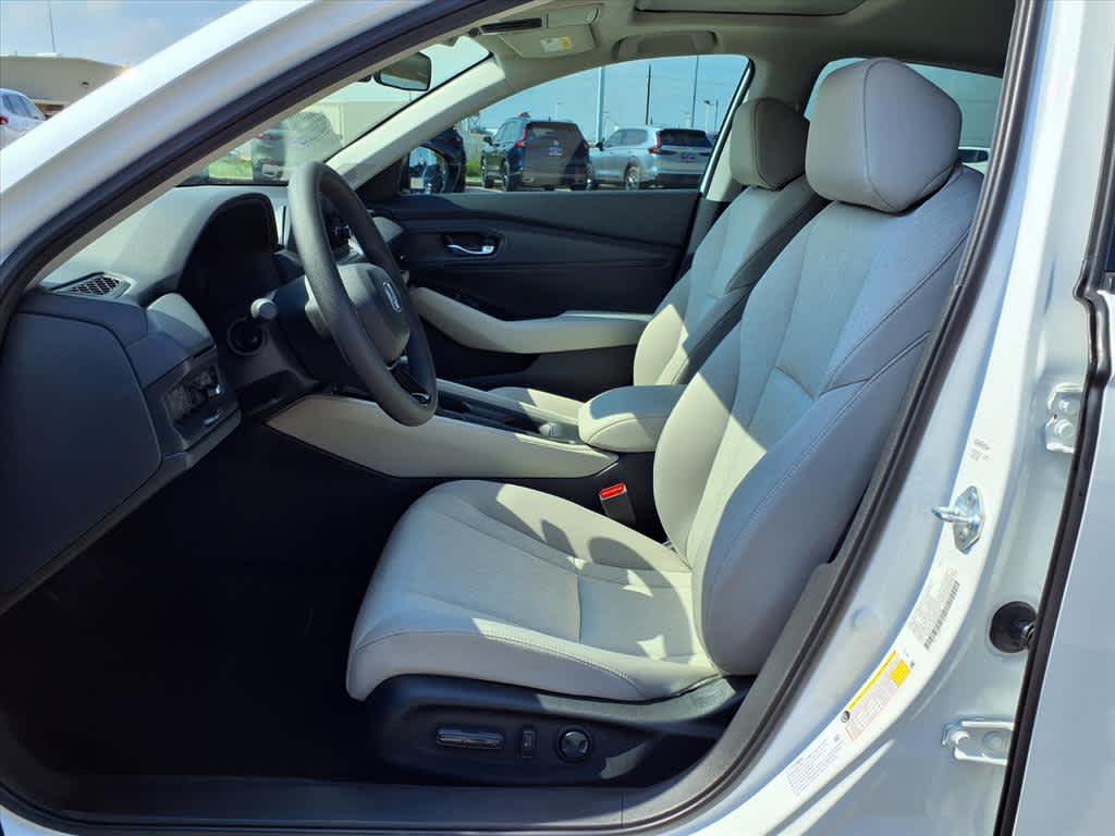 Thumbnail: 2025 Honda Accord - 11