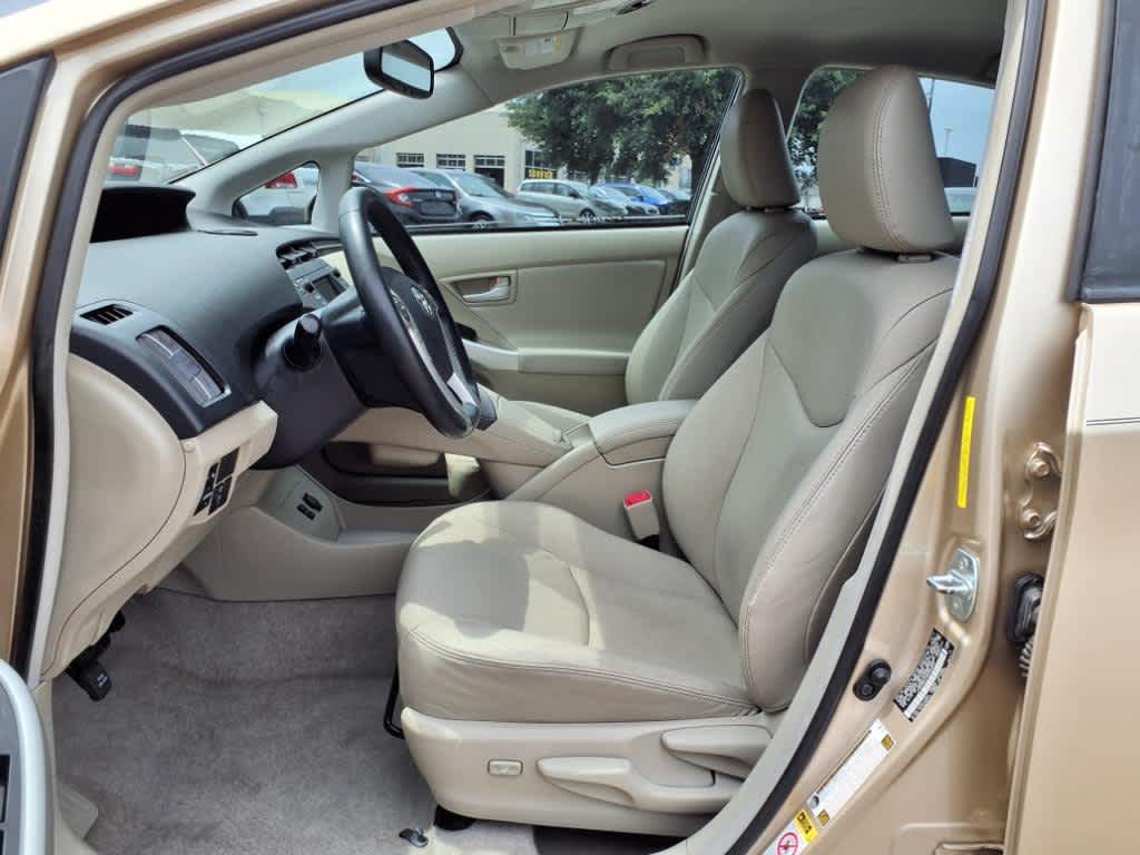 Thumbnail: 2011 Toyota Prius - 11
