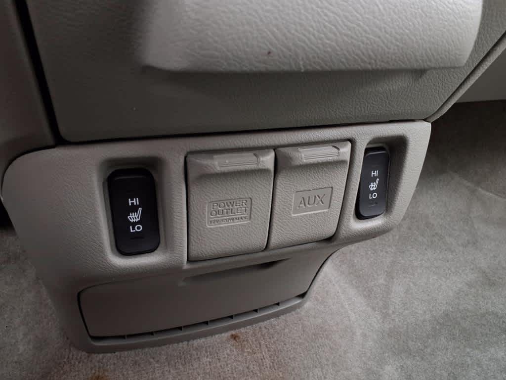 Thumbnail: 2010 Honda Odyssey - 24