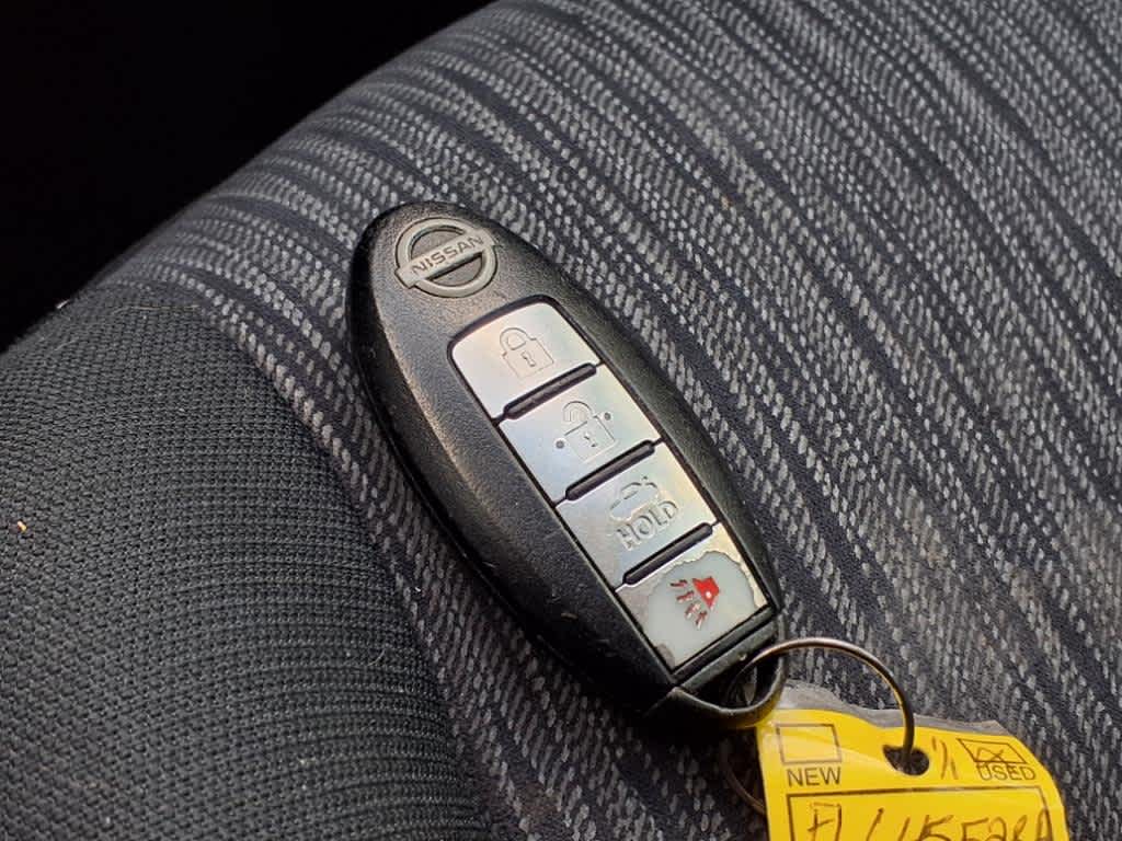 Thumbnail: 2015 Nissan Sentra - 20
