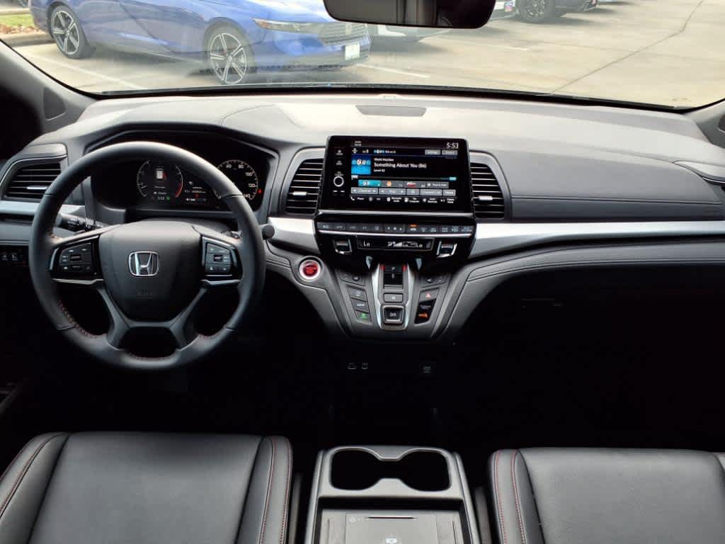 Thumbnail: 2025 Honda Odyssey - 10