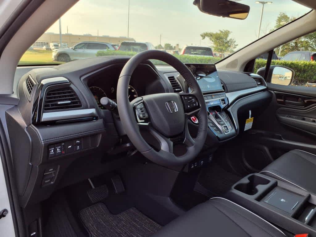 Thumbnail: 2025 Honda Odyssey - 2