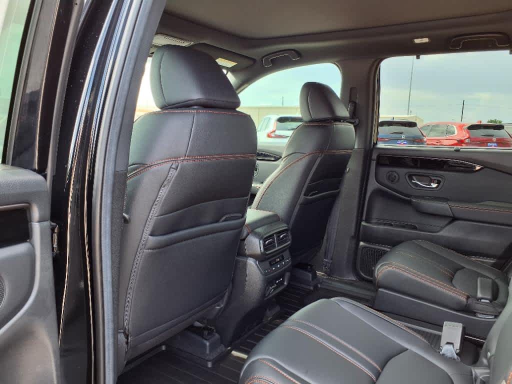 Thumbnail: 2025 Honda Pilot - 12