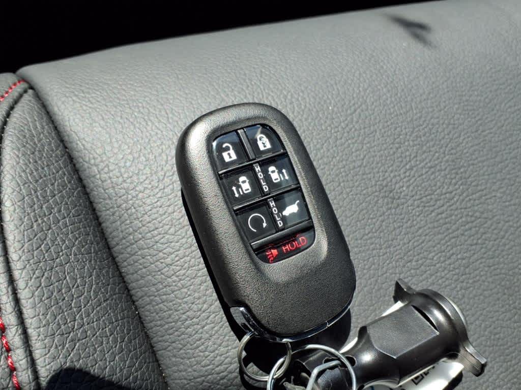 Thumbnail: 2025 Honda Odyssey - 20