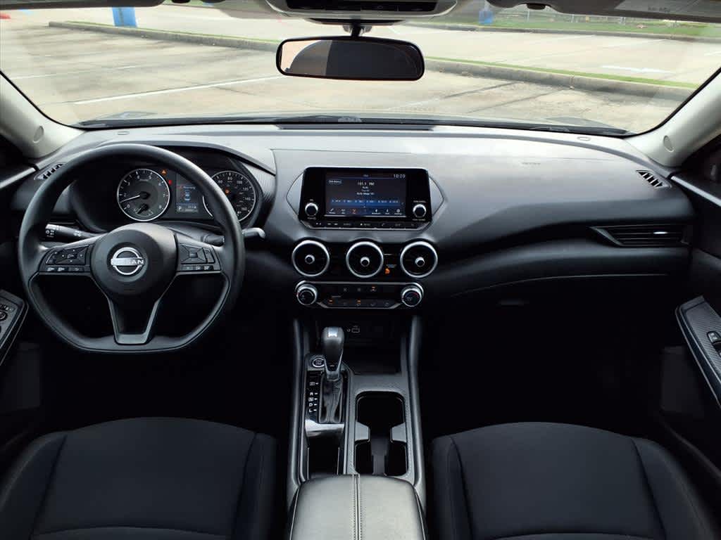 Thumbnail: 2024 Nissan Sentra - 10