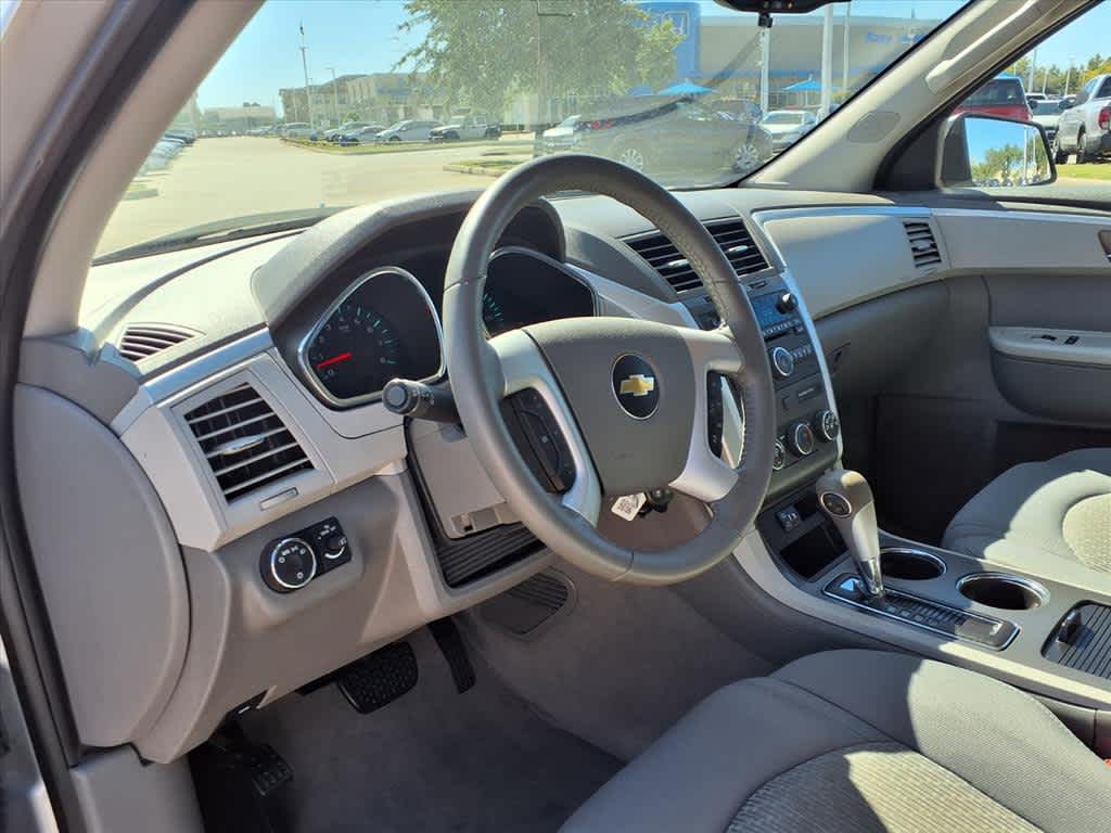 Thumbnail: 2012 Chevrolet Traverse - 2