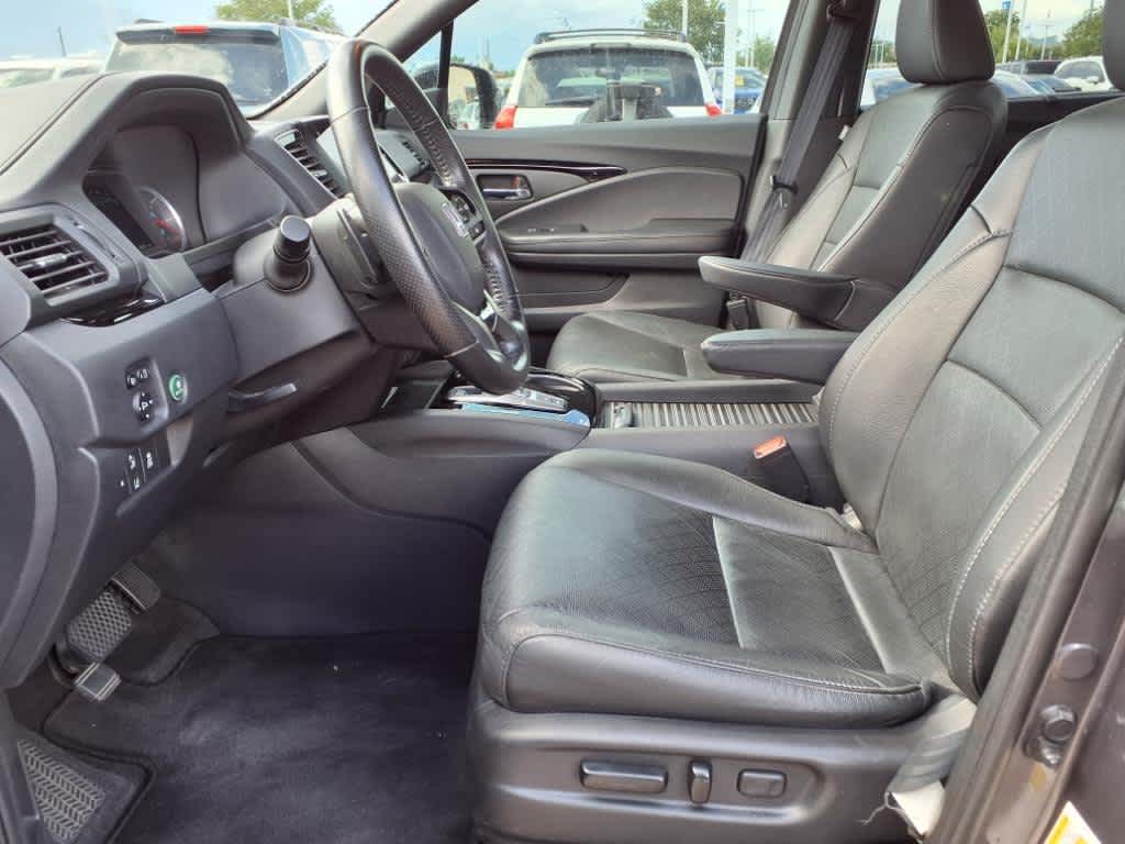 Thumbnail: 2019 Honda Passport - 11