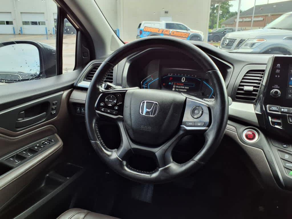Thumbnail: 2018 Honda Odyssey - 15