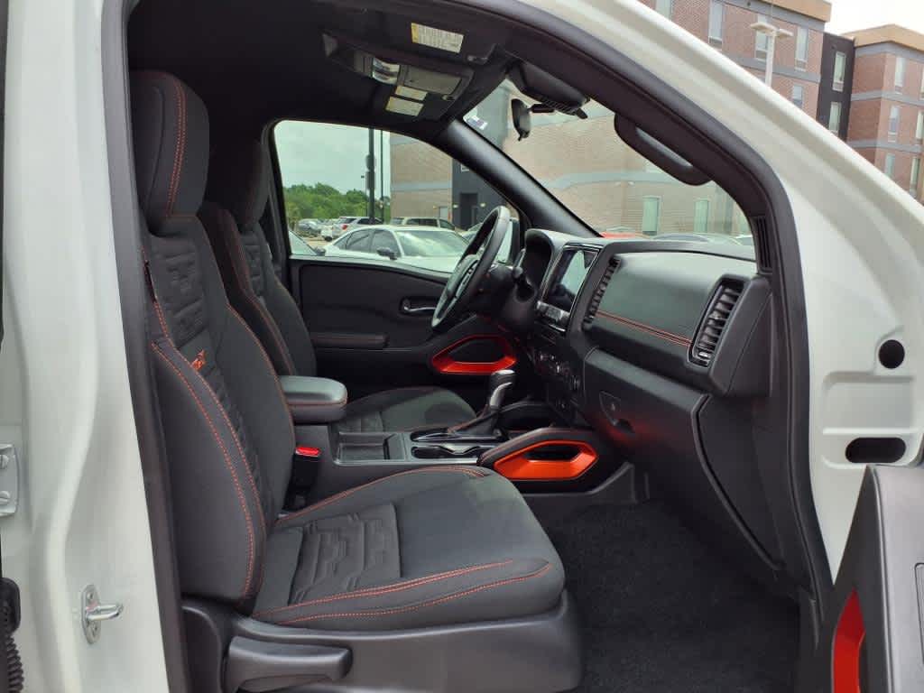 2024 Nissan Frontier PRO-X 14