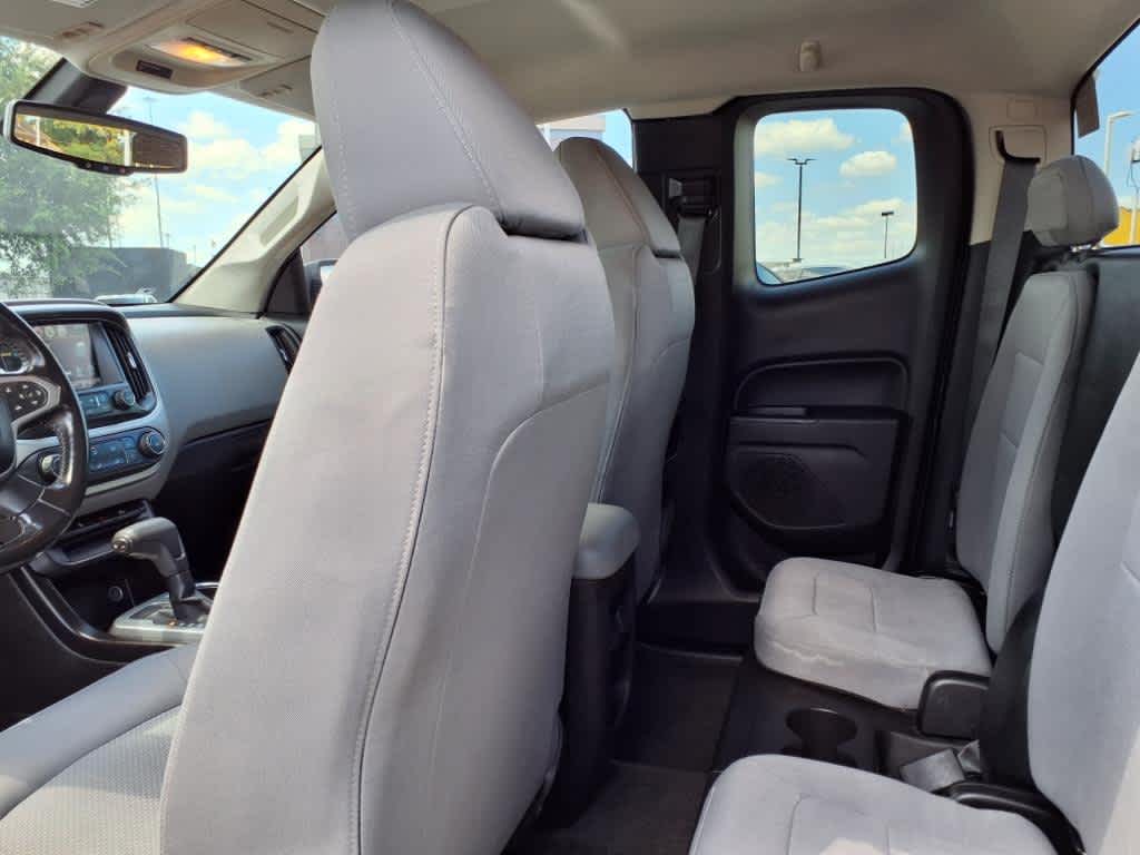 Thumbnail: 2016 Chevrolet Colorado - 12