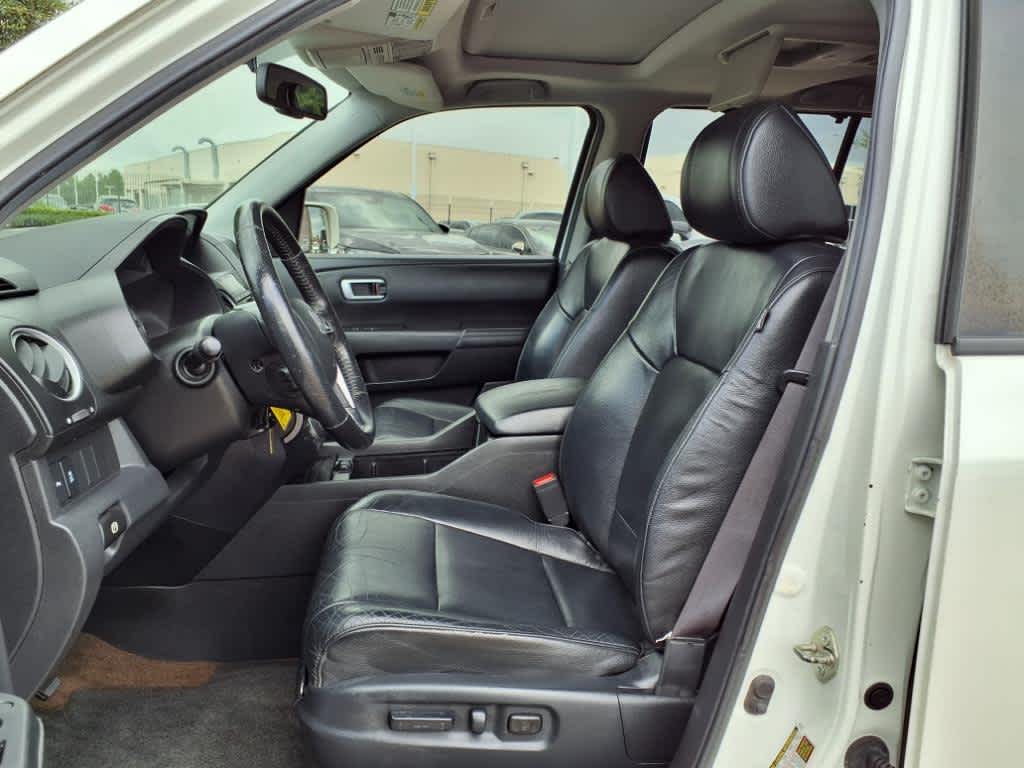 Thumbnail: 2013 Honda Pilot - 11