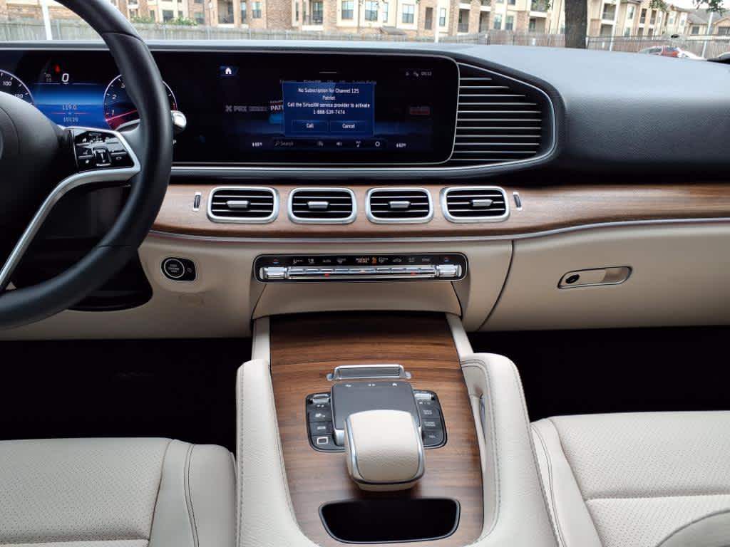 Thumbnail: 2025 Mercedes-Benz GLE - 16