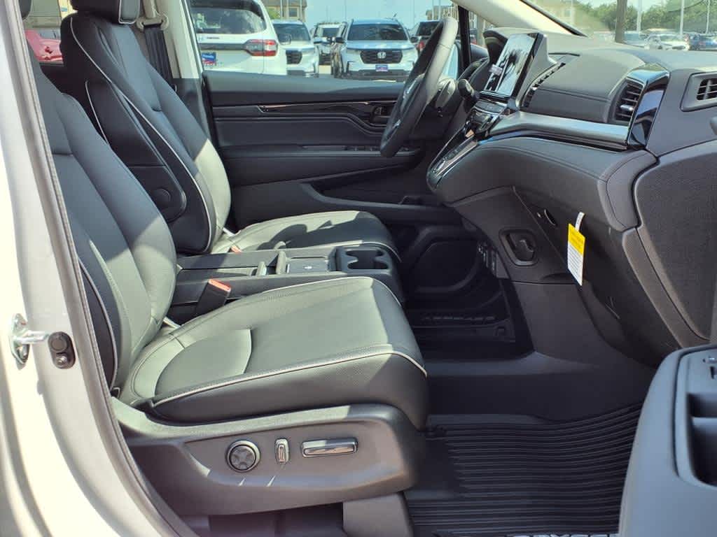 Thumbnail: 2025 Honda Odyssey - 16