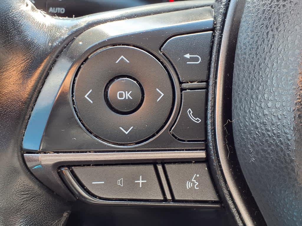 Thumbnail: 2021 Toyota Camry - 24